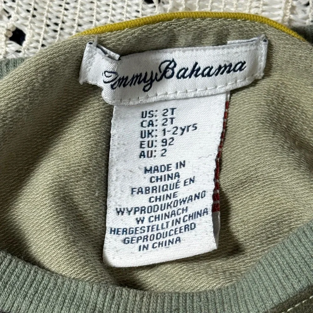 Tommy Bahama‎ Boys 2T Camo Pajama Set Green Yellow Long Sleeve Lounge